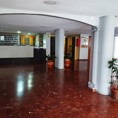 Apartamento Aguila ベナルマデナ エクステリア 写真