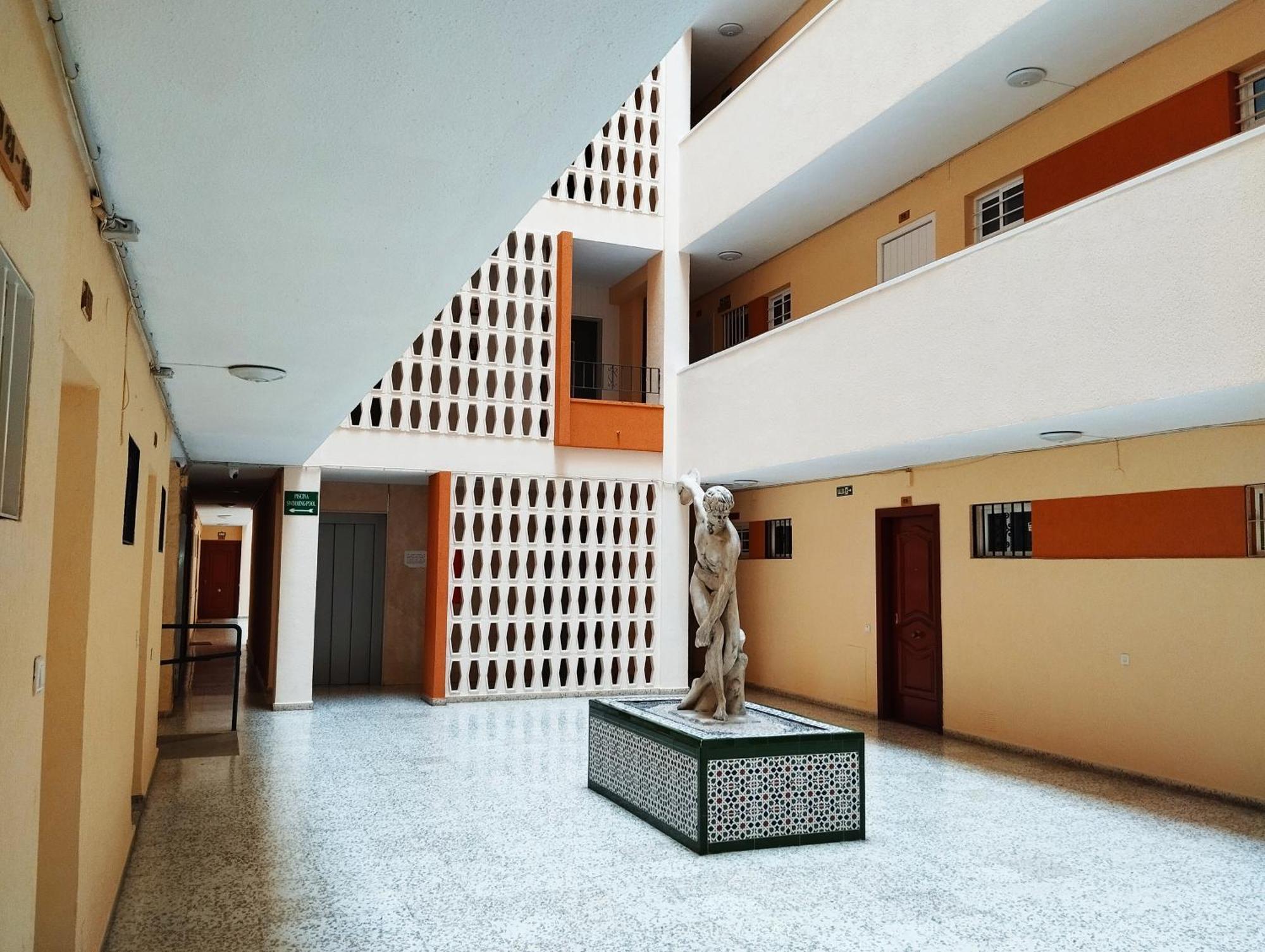 Apartamento Aguila ベナルマデナ エクステリア 写真