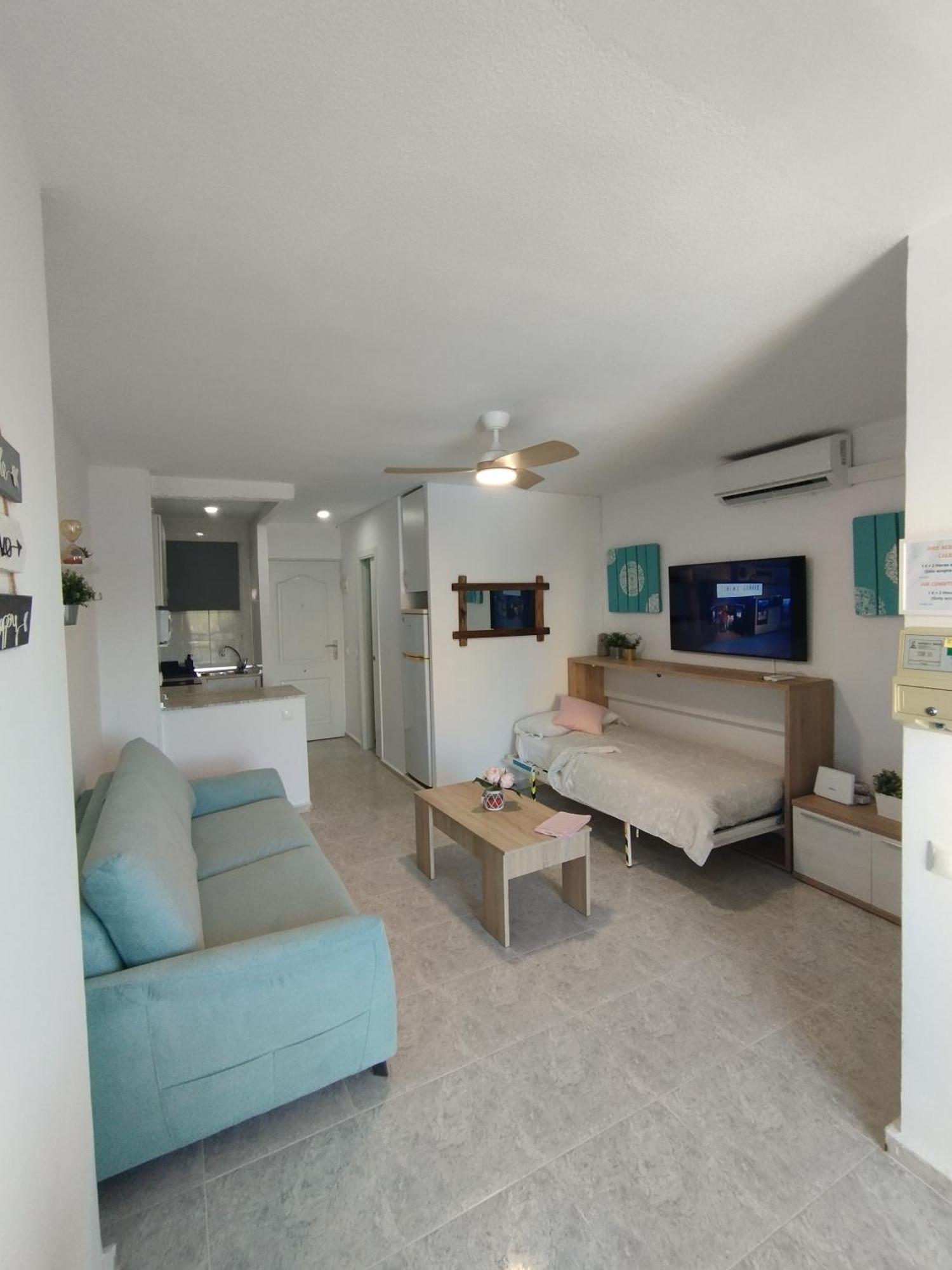 Apartamento Aguila ベナルマデナ エクステリア 写真