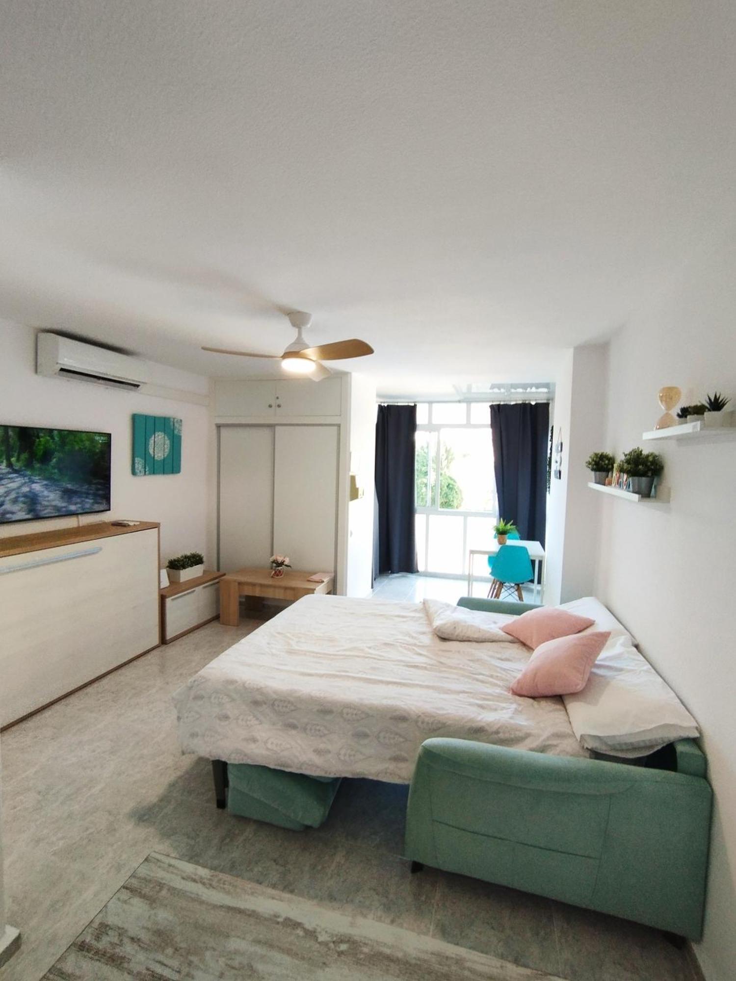 Apartamento Aguila ベナルマデナ エクステリア 写真