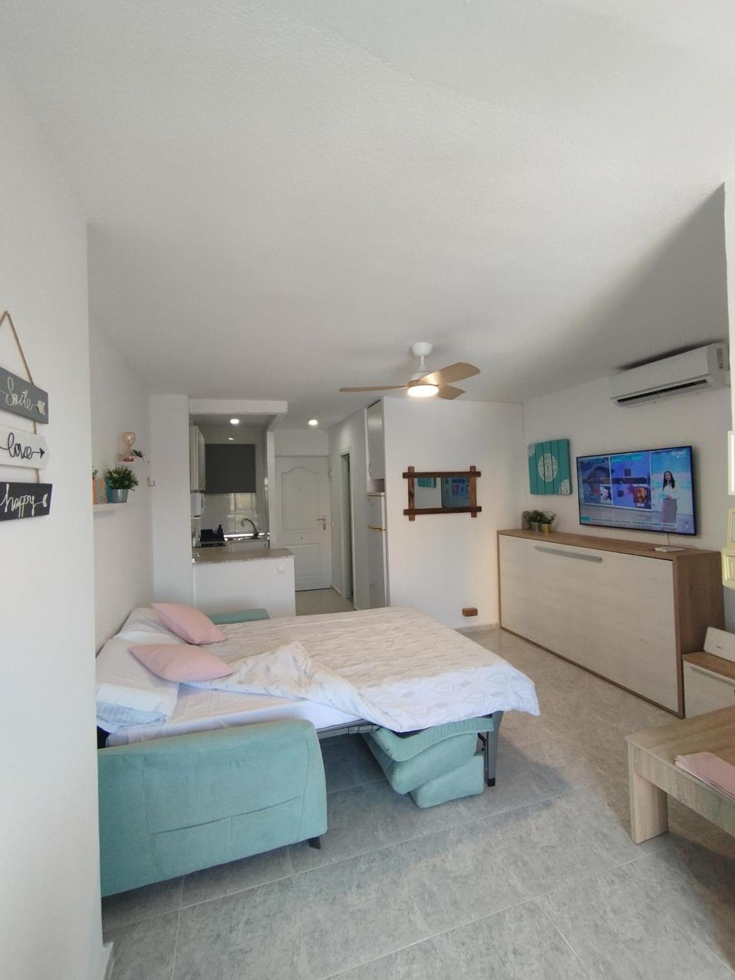 Apartamento Aguila ベナルマデナ エクステリア 写真