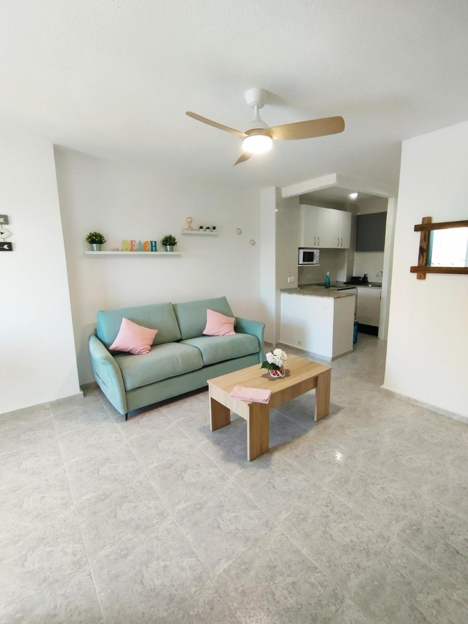 Apartamento Aguila ベナルマデナ エクステリア 写真