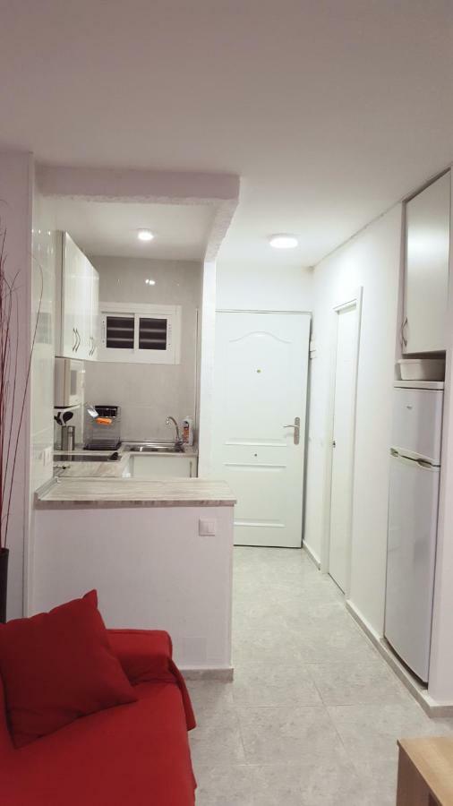 Apartamento Aguila ベナルマデナ エクステリア 写真